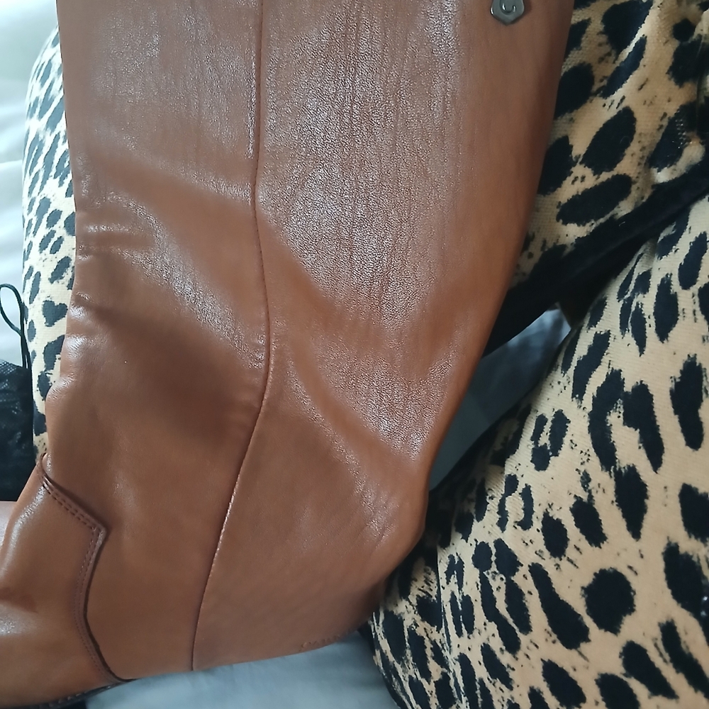 Carmela leather boot - Picture 9 of 10